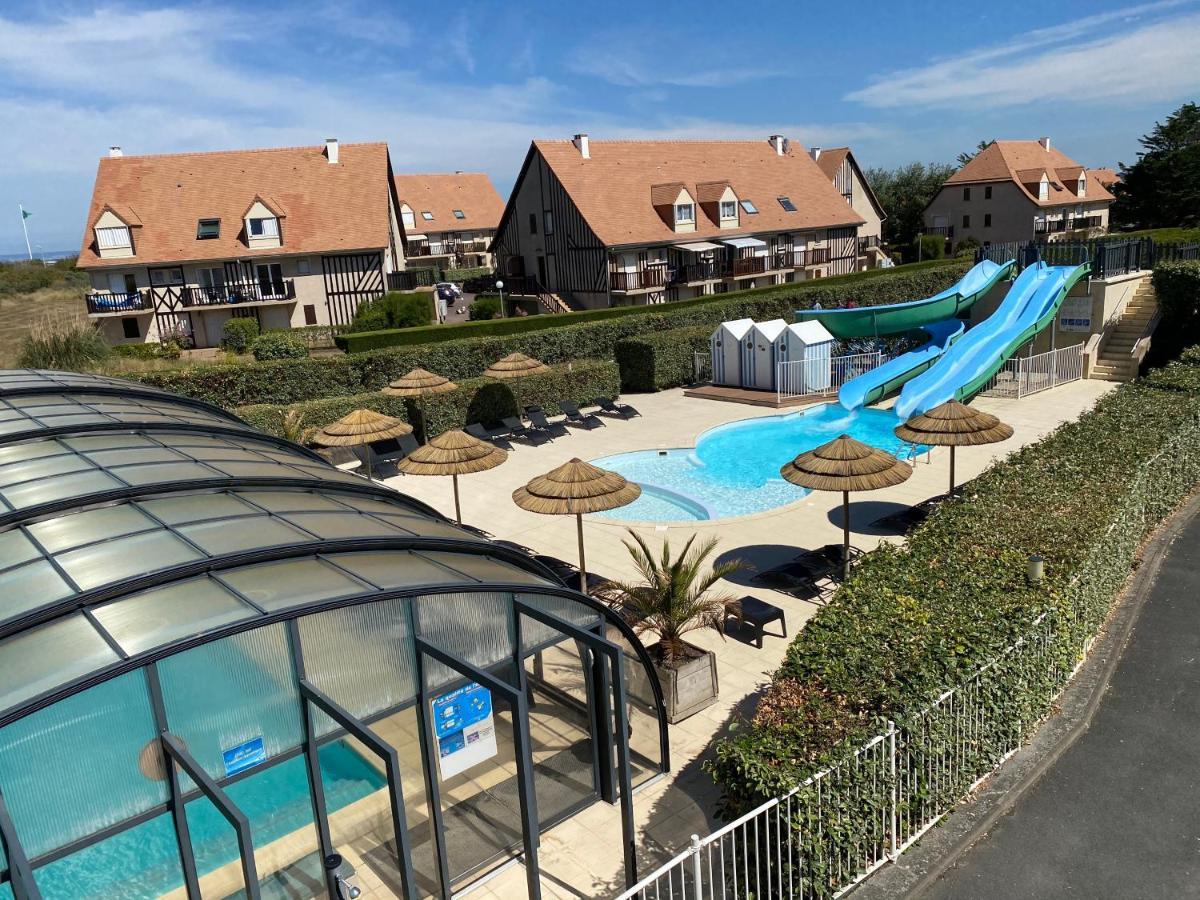 Hotel Club De La Plage Мервил-Франсвил-Плаж Екстериор снимка