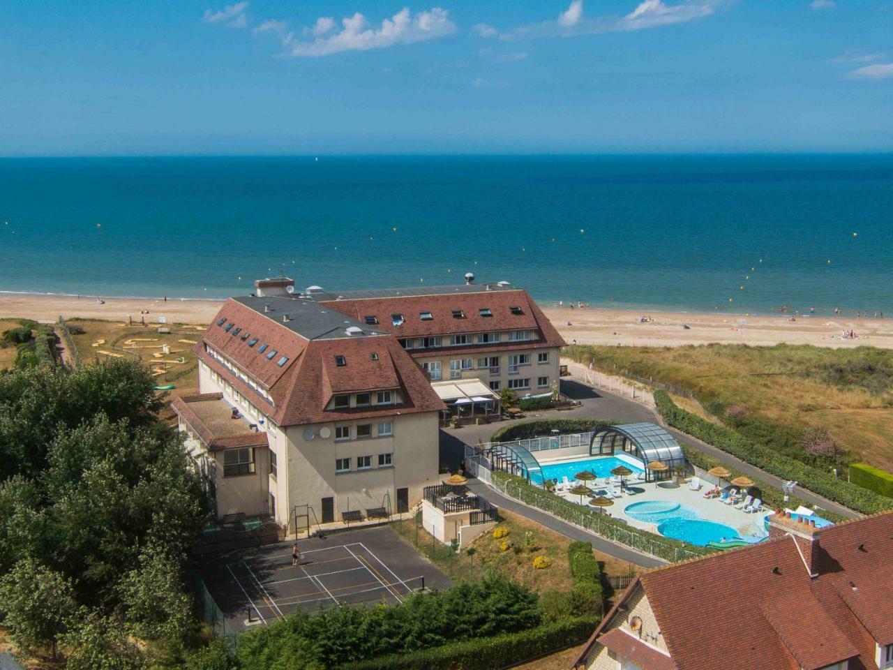 Hotel Club De La Plage Мервил-Франсвил-Плаж Екстериор снимка